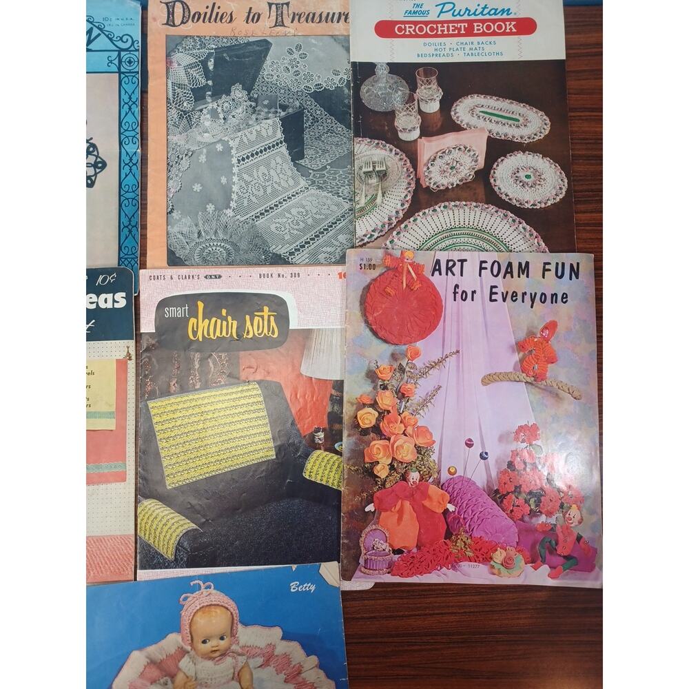 Vintage Crocheting & Knitting Books Doily,Dolls,Art Fun 1940's - 1960's Crafts - Picture 5 of 12